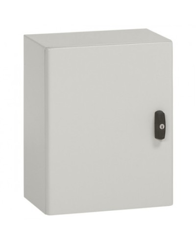 Щит навесной Legrand 035509 в Барнауле Щиты электрические Pintop.ru